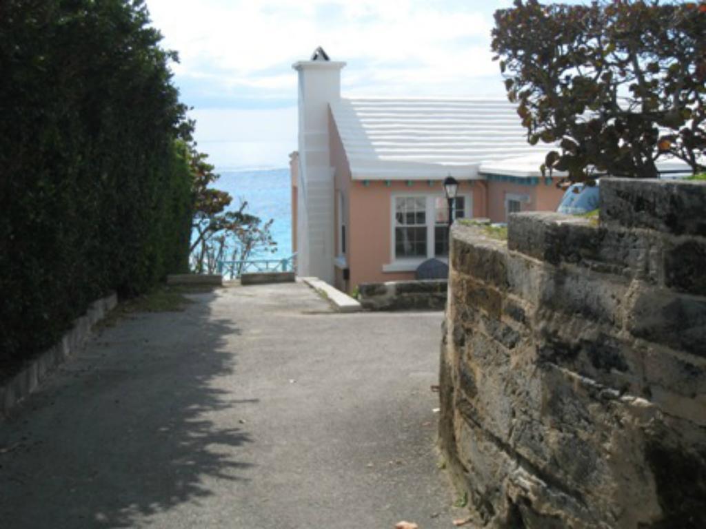 Grape Bay Cottages Mount Pleasant Extérieur photo